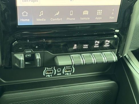 New 2026 RAM 2500 Big Horn AWD/4WD image 22