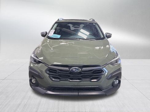 Used 2023 Subaru Outback Touring image 2