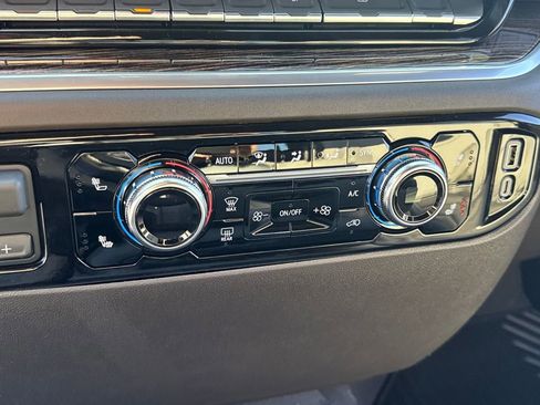 New 2026 GMC Sierra 1500 SLE w/ Preferred Package image 23