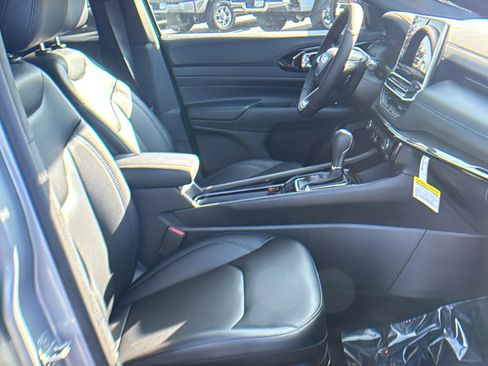 New 2026 Jeep Compass Limited image 11