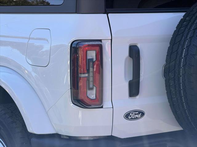 Used 2026 Ford Bronco Outer Banks AWD/4WD image 13