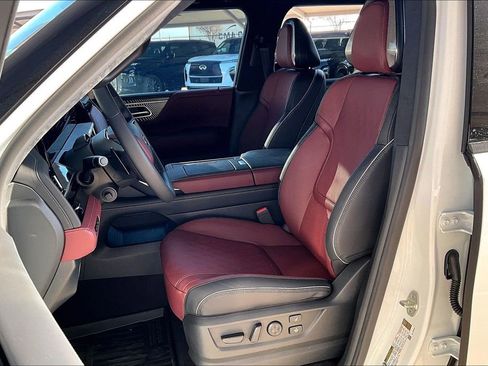 New 2026 INFINITI QX80 Autograph w/ Premium Cargo Package image 24