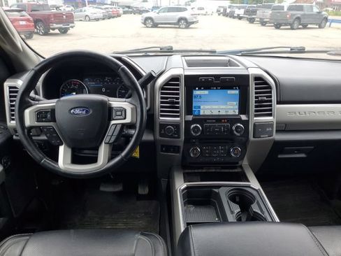 Used 2017 Ford F250 Lariat w/ Lariat Value Package AWD/4WD image 34
