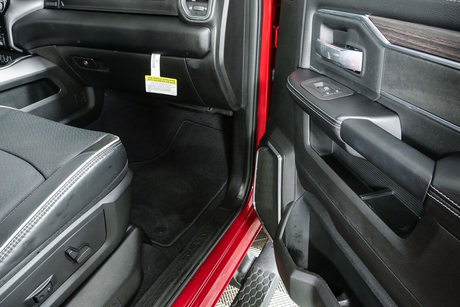 Used 2026 RAM 2500 Laramie w/ Night Edition AWD/4WD image 23