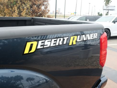 Used 2017 Nissan Frontier Desert Runner image 7