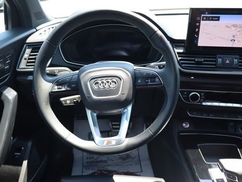 Used 2024 Audi SQ5 Premium Plus w/ Premium Plus Package AWD/4WD image 11