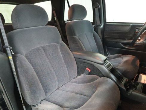 Used 2001 Chevrolet Blazer LT AWD/4WD image 12