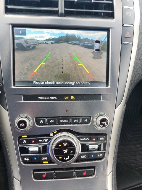 Used 2020 Lincoln MKZ FWD image 15