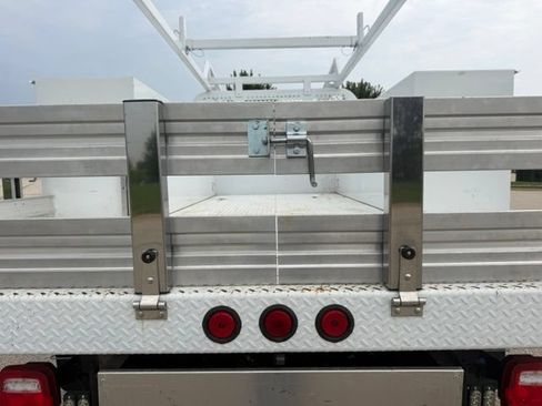 Used 2023 RAM 5500 Tradesman w/ Electrical Accessory Group RWD image 25