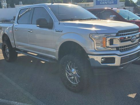 Used 2019 Ford F150 XLT w/ Equipment Group 302A Luxury AWD/4WD image 2