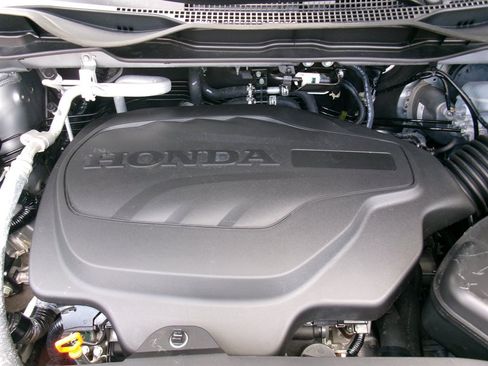 Used 2023 Honda Odyssey Touring image 57