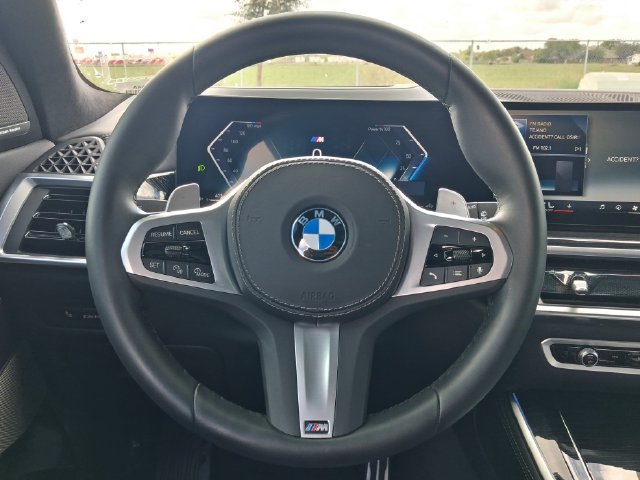 Used 2026 BMW X5 sDrive40i w/ M Sport Package RWD image 15