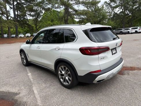 Used 2019 BMW X5 xDrive40i w/ Premium Package 2 AWD/4WD image 3