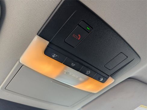 Used 2023 Nissan Pathfinder SL image 29