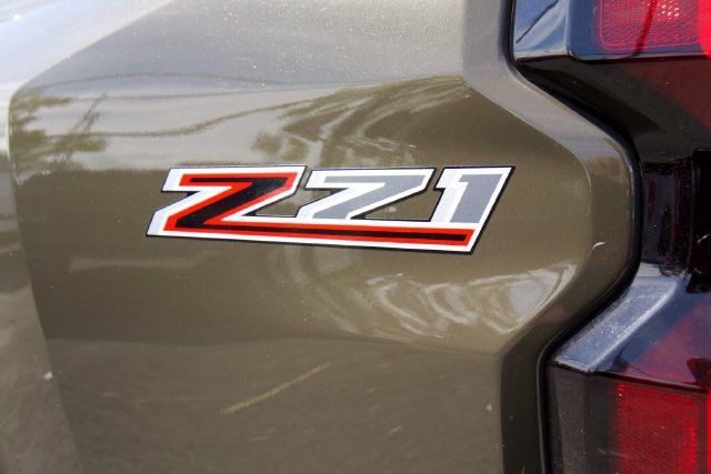 Used 2024 Chevrolet Colorado Z71 w/ Z71 Convenience Package 2 AWD/4WD image 13