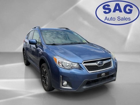 Used 2016 Subaru Crosstrek 2.0i Premium AWD/4WD image 2
