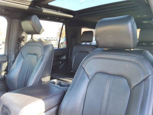 Used 2020 Ford Expedition Max Limited image 24