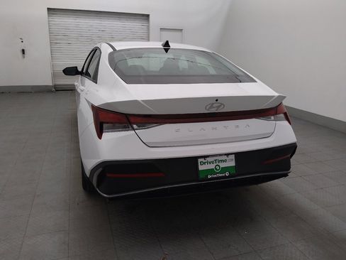 Used 2024 Hyundai Elantra SEL FWD image 6