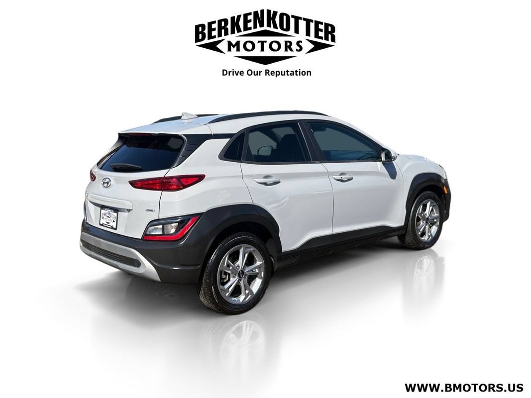 Used 2023 Hyundai Kona SEL w/ Cargo Package AWD/4WD image 3