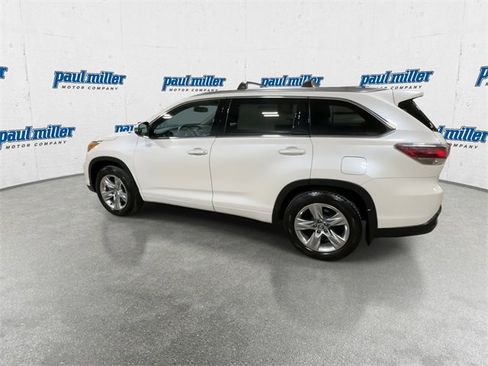 Used 2016 Toyota Highlander Limited image 7