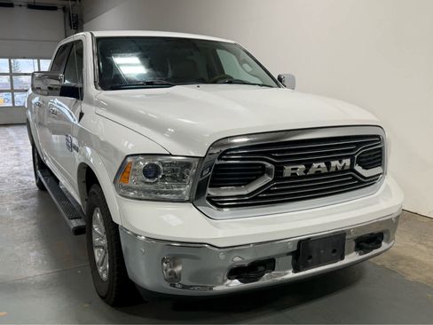 Used 2018 RAM 1500 Laramie Longhorn w/ Convenience Group AWD/4WD image 6