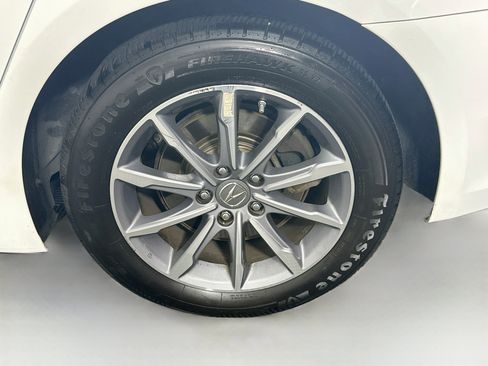 Used 2018 Acura TLX FWD image 11