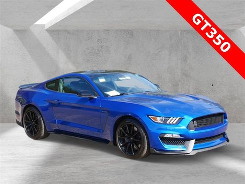 Certified 2017 Ford Mustang Shelby GT350 image 1