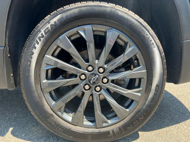 Used 2023 Chevrolet Traverse RS w/ LPO, Floor Liner Package AWD/4WD image 9