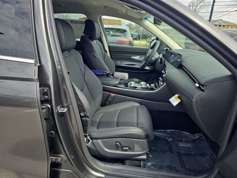 New 2026 Genesis GV70 2.5T AWD/4WD image 24