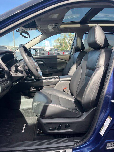 Used 2023 Nissan Rogue SL w/ SL Premium Package AWD/4WD image 27