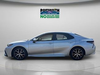 Used 2023 Toyota Camry SE FWD video 2