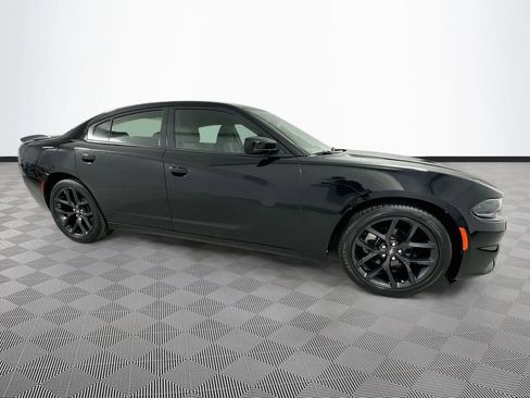 Certified 2022 Dodge Charger SXT w/ Blacktop Package RWD image 8