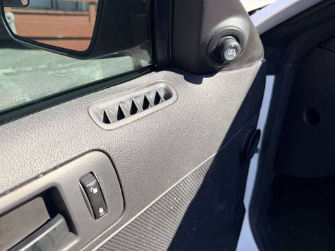 Used 2012 Ford Mustang Convertible RWD image 7