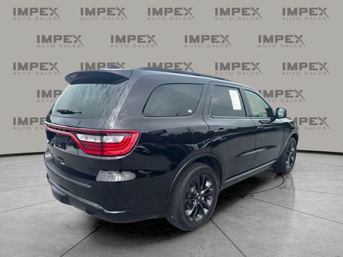 Used 2024 Dodge Durango R/T RWD image 5