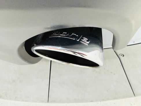 Used 2011 Ford Mustang GT Premium w/ Brembo Brake Pkg RWD image 31