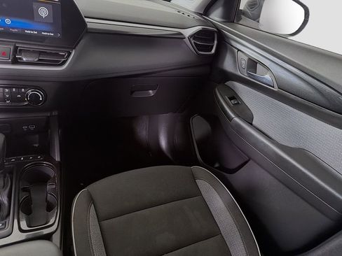 Used 2024 Chevrolet TrailBlazer LS w/ LS Convenience Package image 26