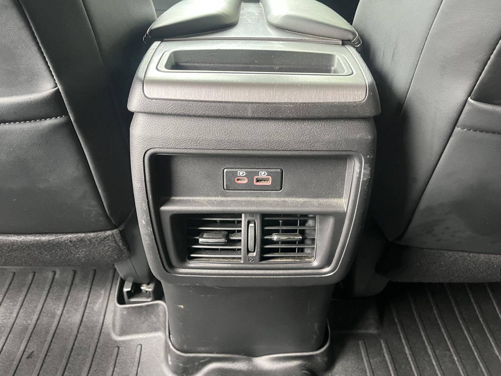 Certified 2024 Nissan Murano SV w/ SV Midnight Edition Package AWD/4WD image 17