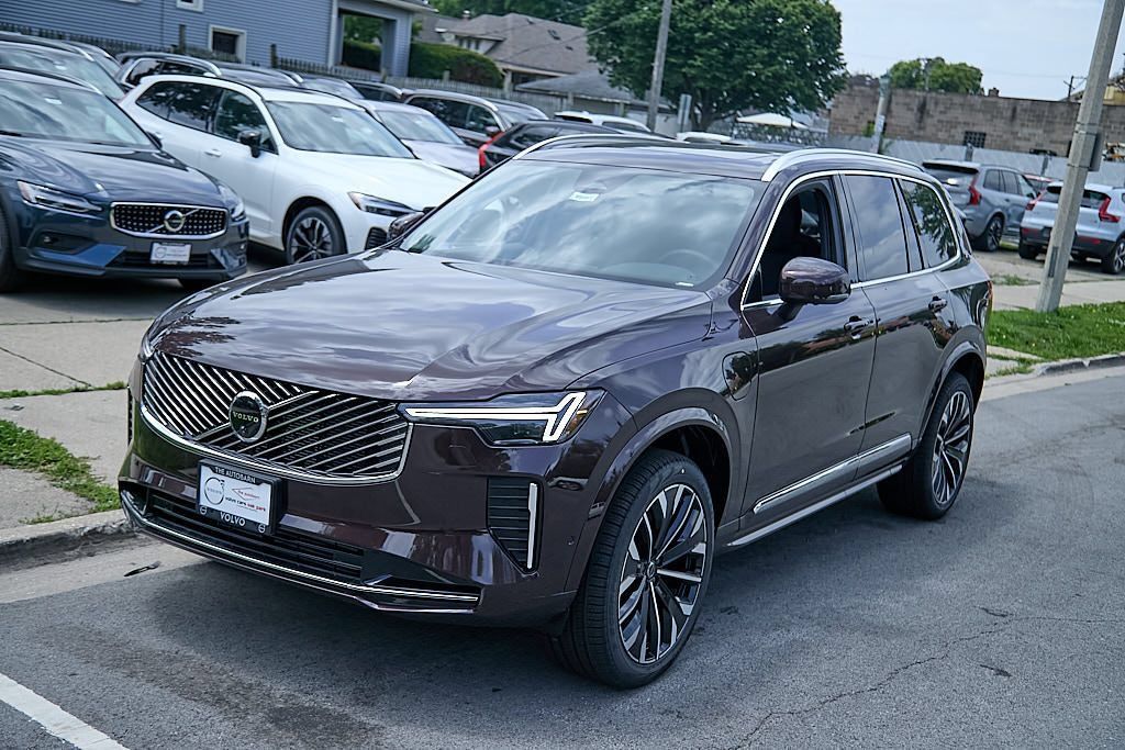 New 2026 Volvo XC90 T8 Plus w/ Protection Package AWD/4WD image 6