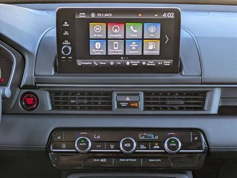 New 2025 Honda Pilot Touring image 12