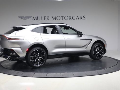 New 2026 Aston Martin DBX 707 image 8