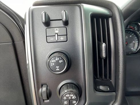 Used 2016 Chevrolet Silverado 1500 LT AWD/4WD image 14