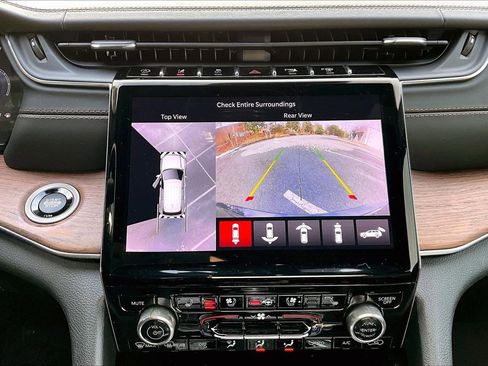 Certified 2022 Jeep Grand Cherokee Summit w/ Adv Protech Group IV image 14