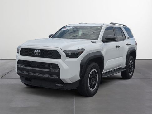Certified 2025 Toyota 4Runner TRD Off-Road AWD/4WD image 2