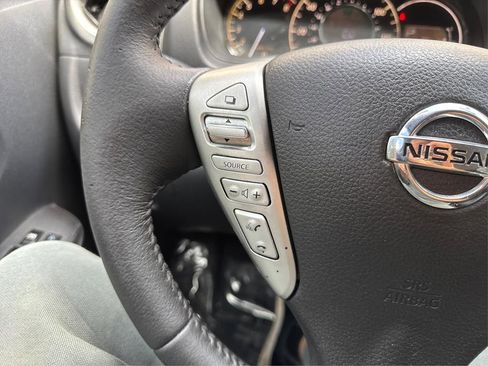 Used 2015 Nissan Versa Note SV image 48