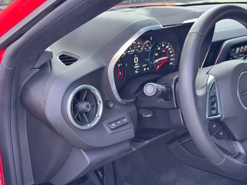 Used 2017 Chevrolet Camaro SS image 32