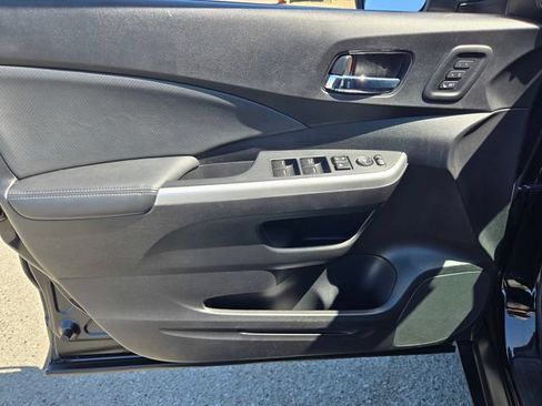 Used 2015 Honda CR-V Touring image 17