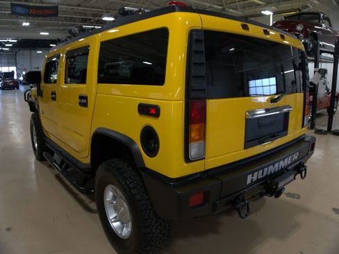 Used 2003 HUMMER H2 w/ Preferred Equipment Group image 6