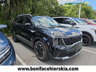 Certified 2025 Kia Sorento S w/ Panoramic Sunroof Package