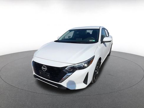 Used 2025 Nissan Sentra SV image 6