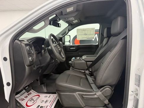 New 2026 GMC Sierra 3500 Pro AWD/4WD image 9